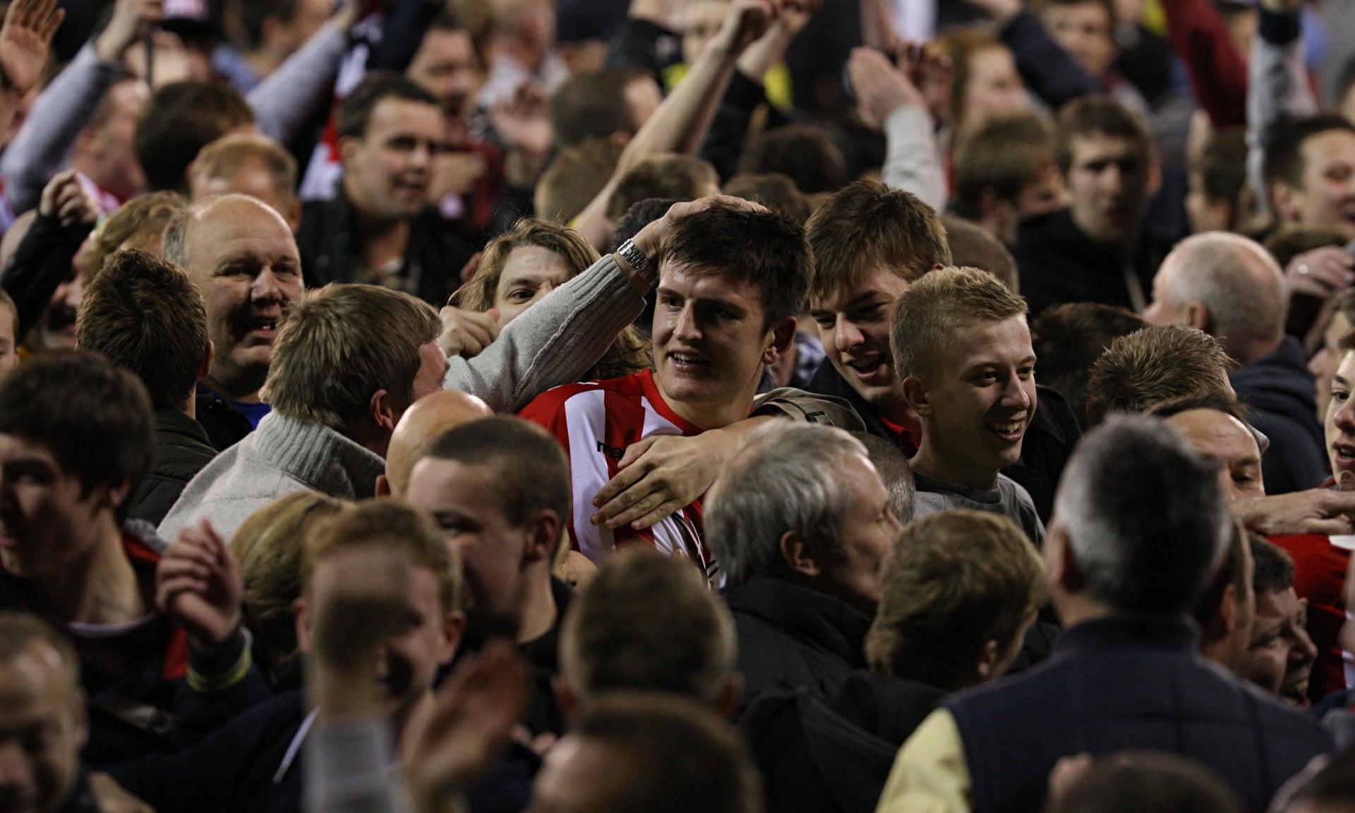 超高强度的 超高强度的